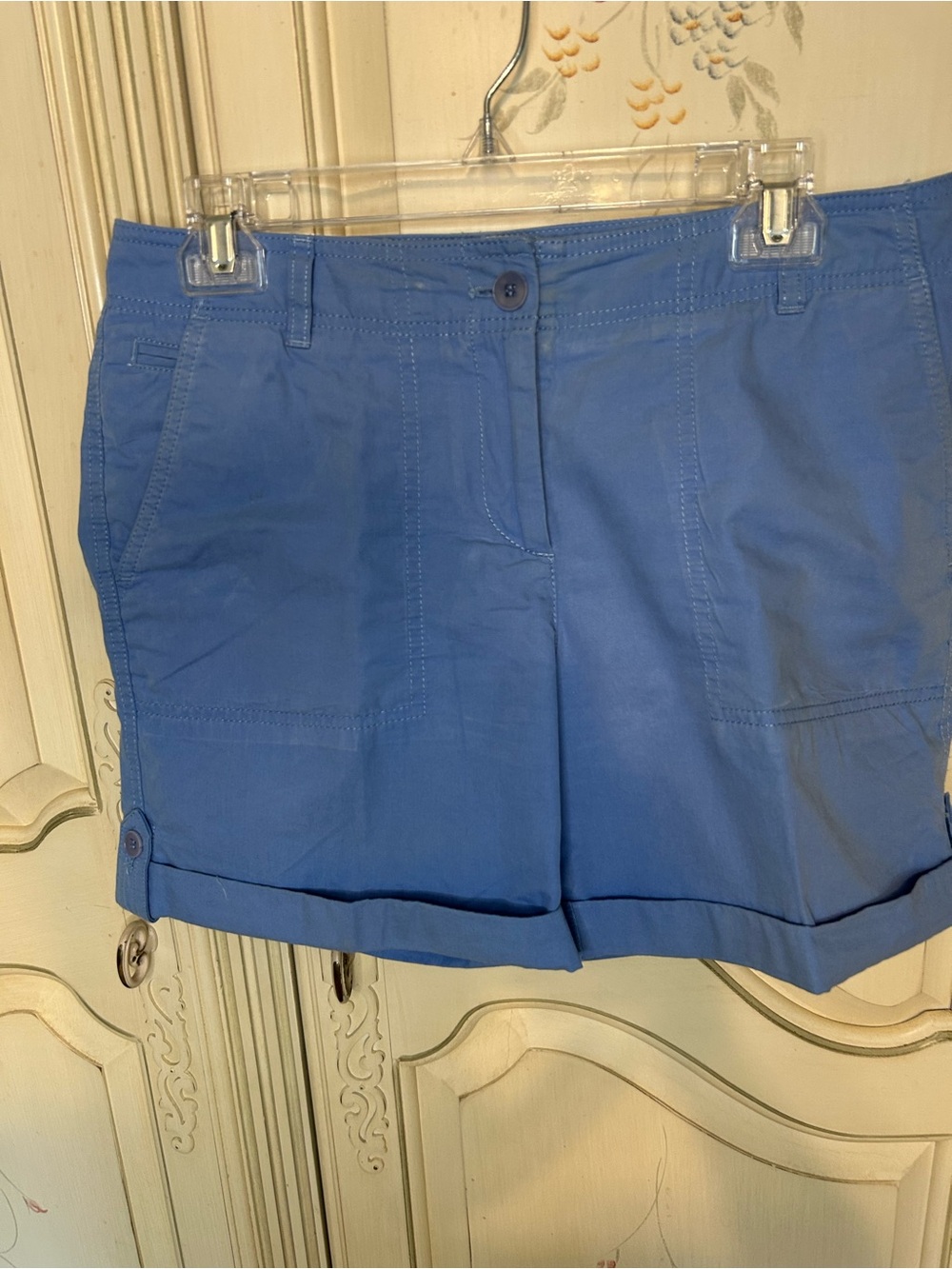 Talbots Cuffed Mid-Rise Cotton Shorts in Periwinkle Blue